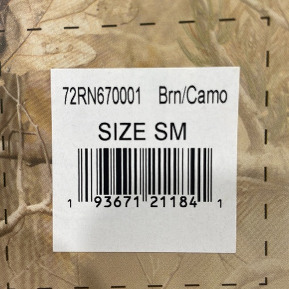 NWT Youth Camo Slippers - Picture 2 of 3